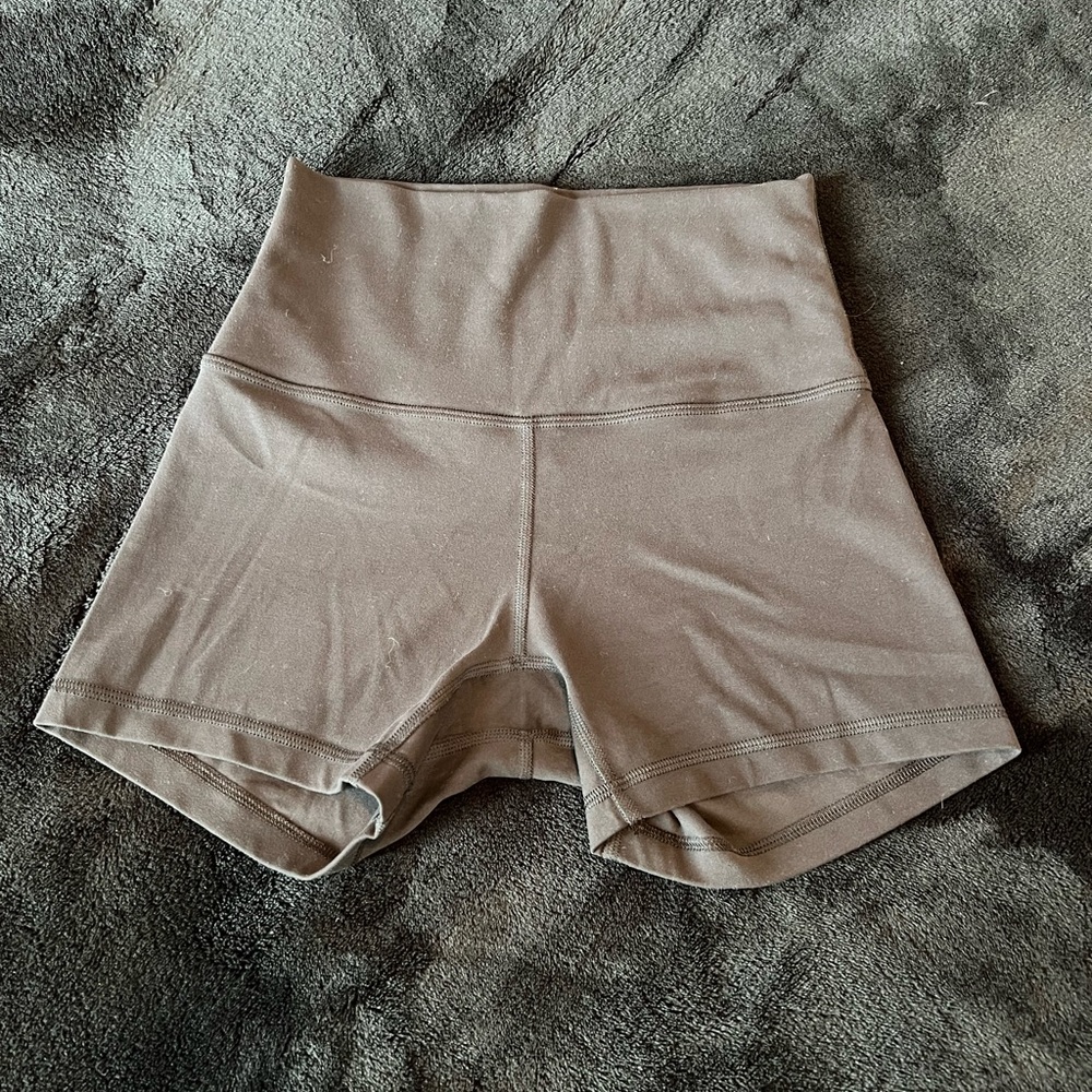 Lululemon align shorts 4” in black size 4